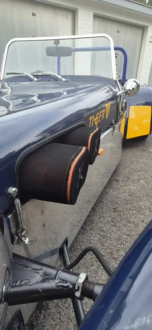 Caterham Super 7 Tiger Cat Синій - 2