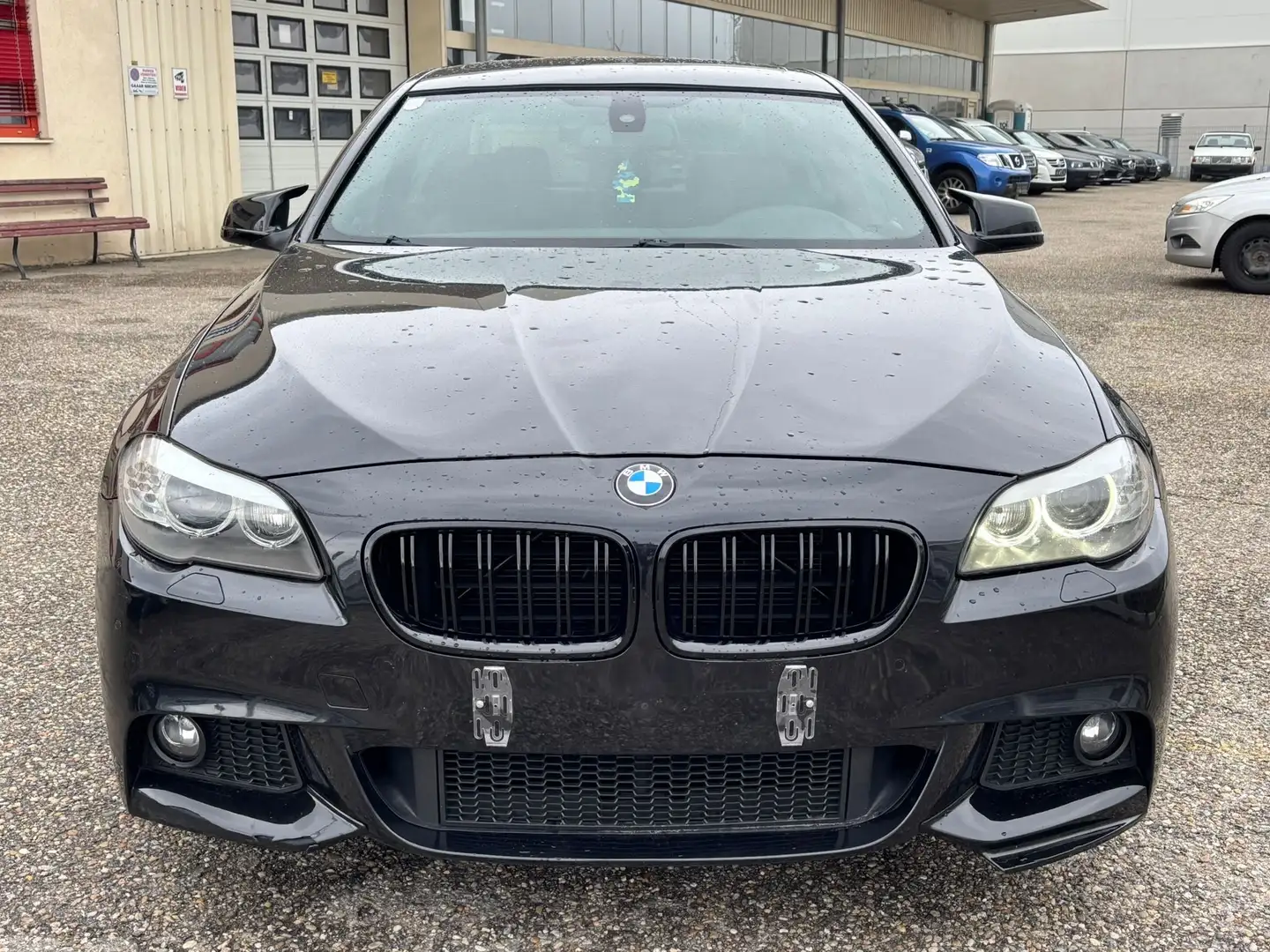 BMW 523 523i Österreich-Paket Aut. Schwarz - 2