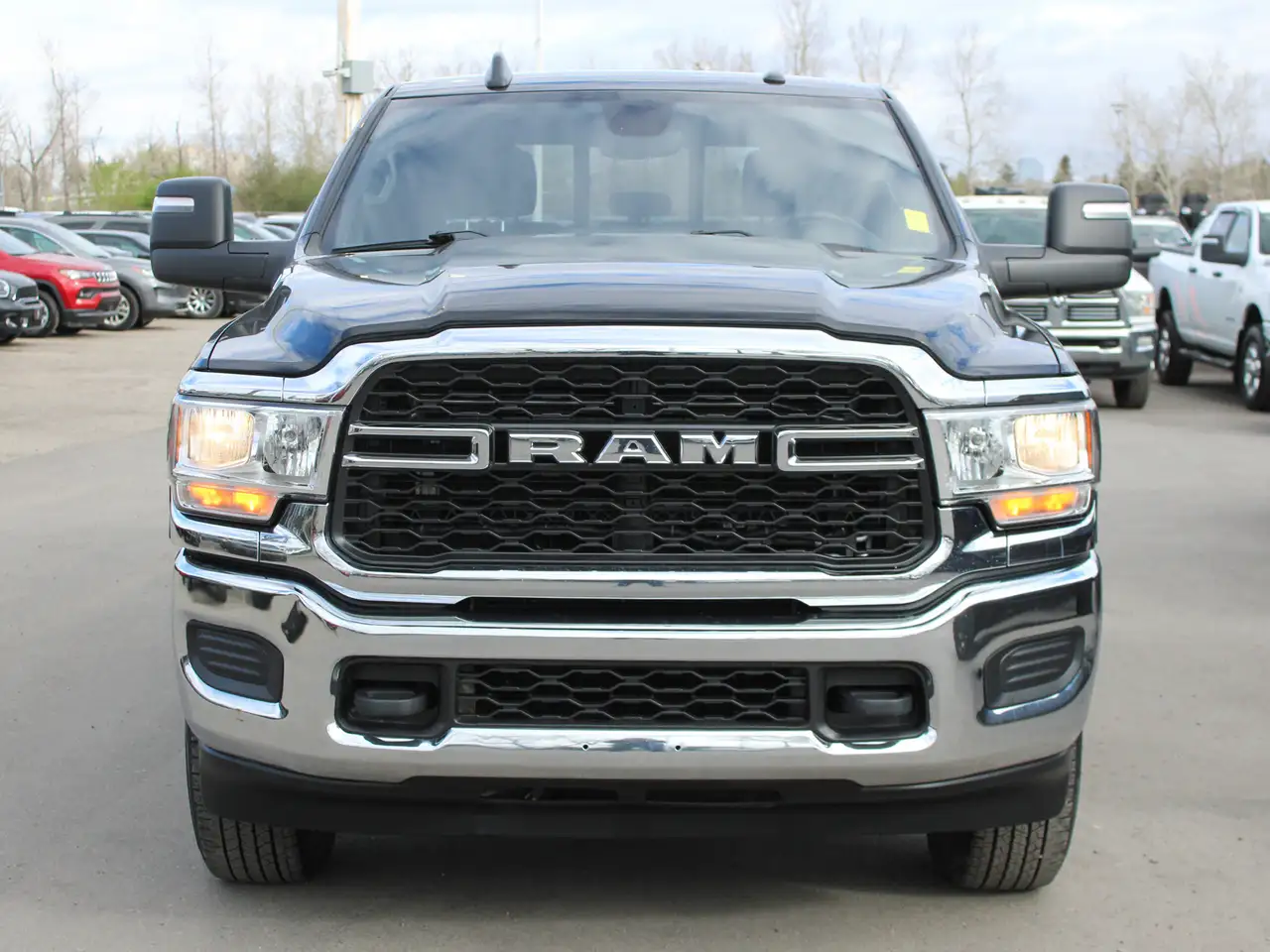 RAM 3500 снимка RAM 3500