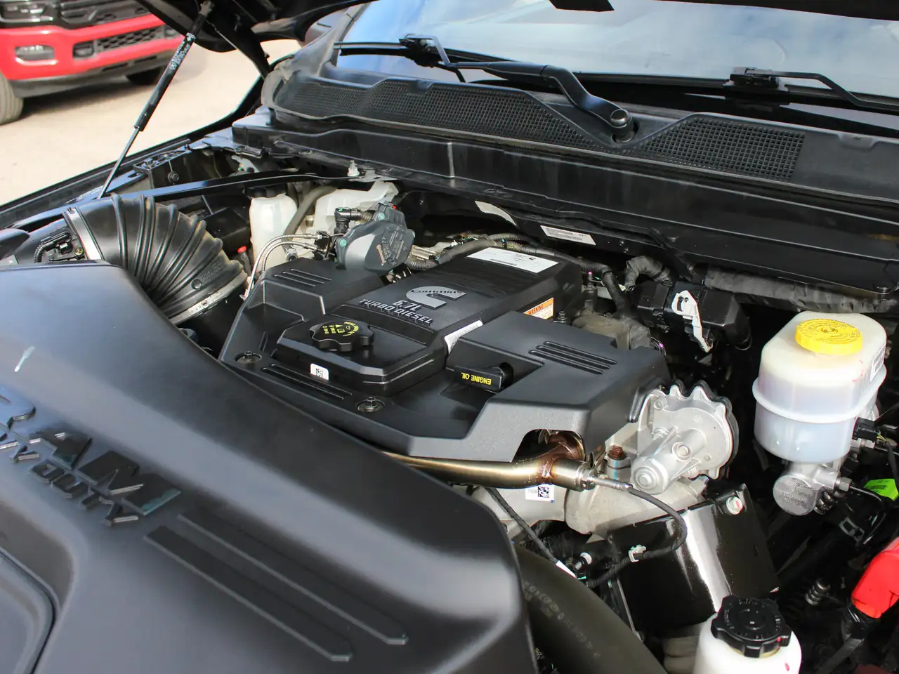 RAM 3500 снимка RAM 3500
