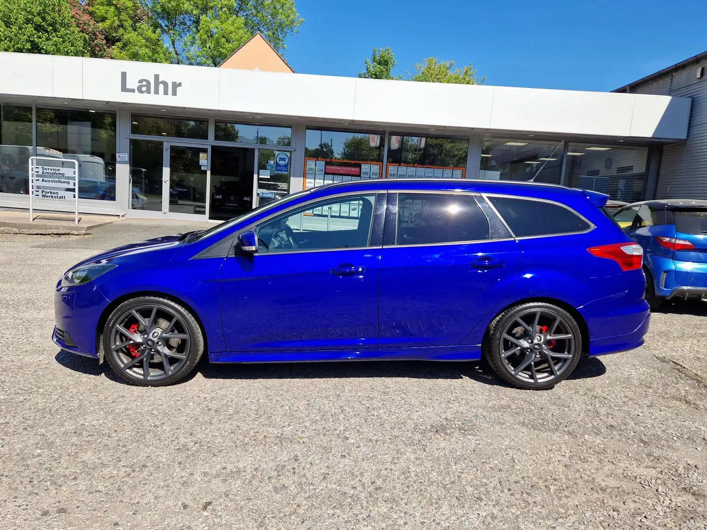 Ford Focus Turnier ST 184 kW (250 PS), Schalt. 6-Gang Blu/Azzurro - 2
