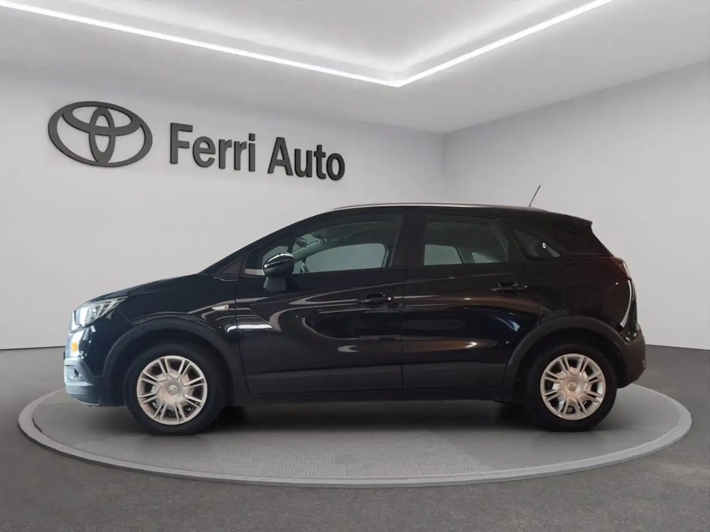 Opel Crossland X 1.2 innovation s&s 83cv my20 Negro - 2