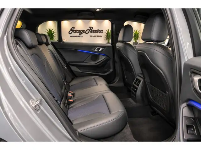BMW 1 Series view 4