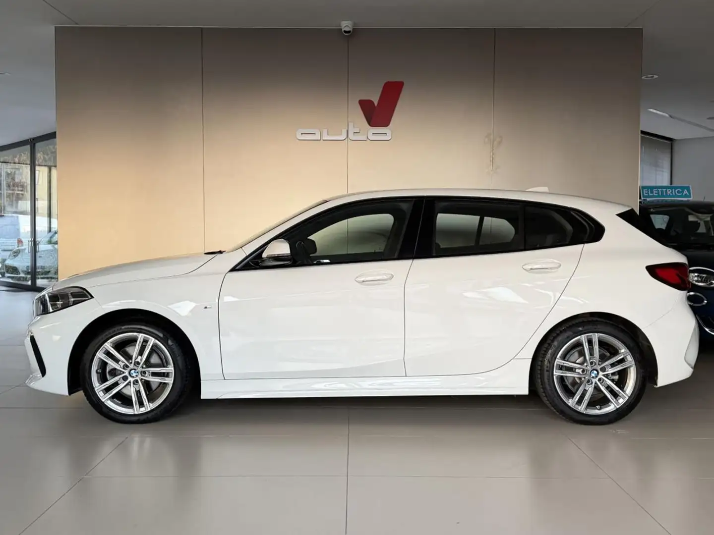 BMW 118 i 5p. Msport +SEDILI RISCALDATI +NAVI Blanc - 1