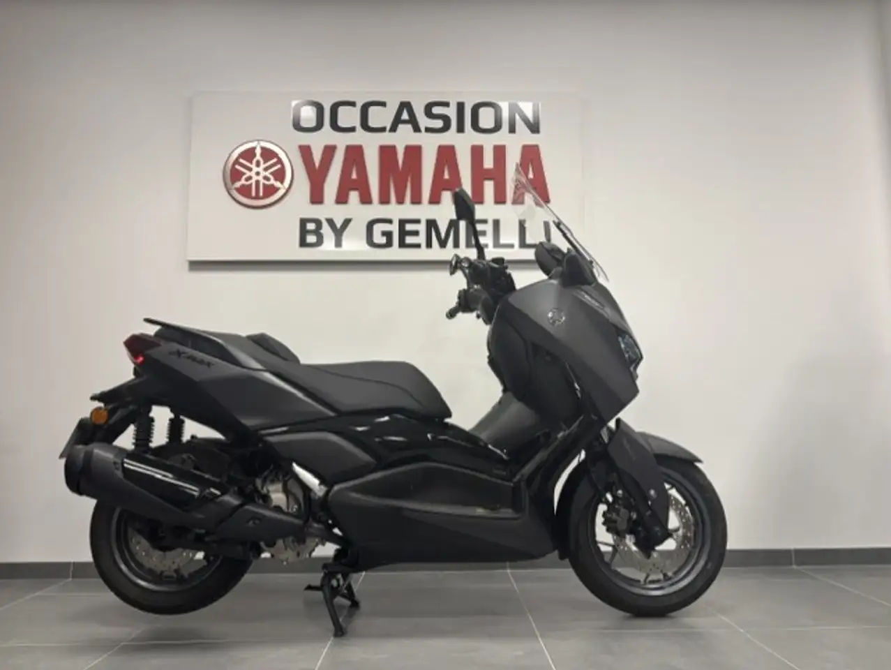 Yamaha X-Max 300
