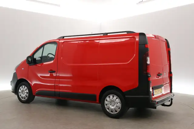 Opel Vivaro view 4