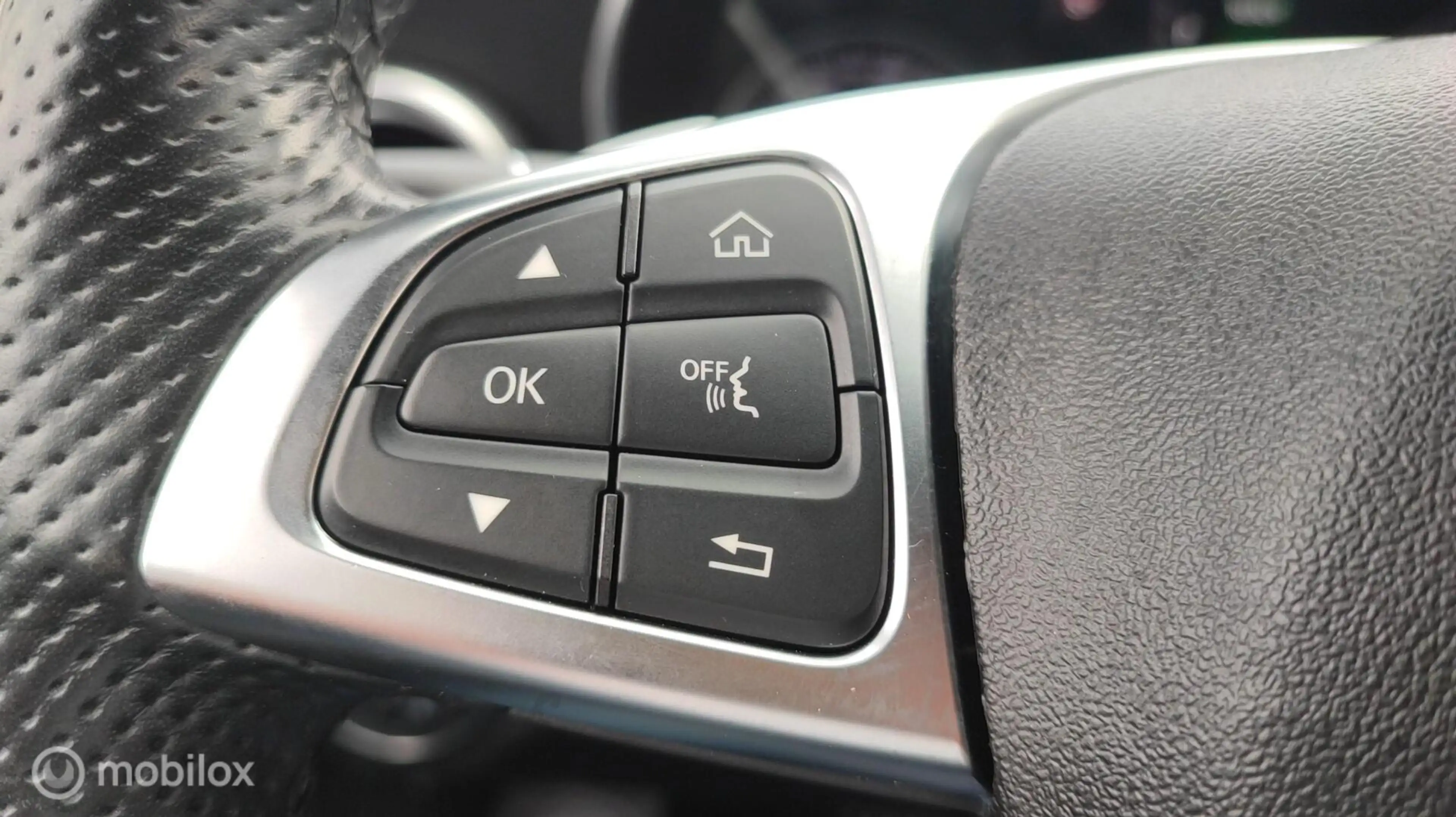 Mercedes-Benz C 350 Estate e Business Solution AMG Upgrade Edition — photo 12