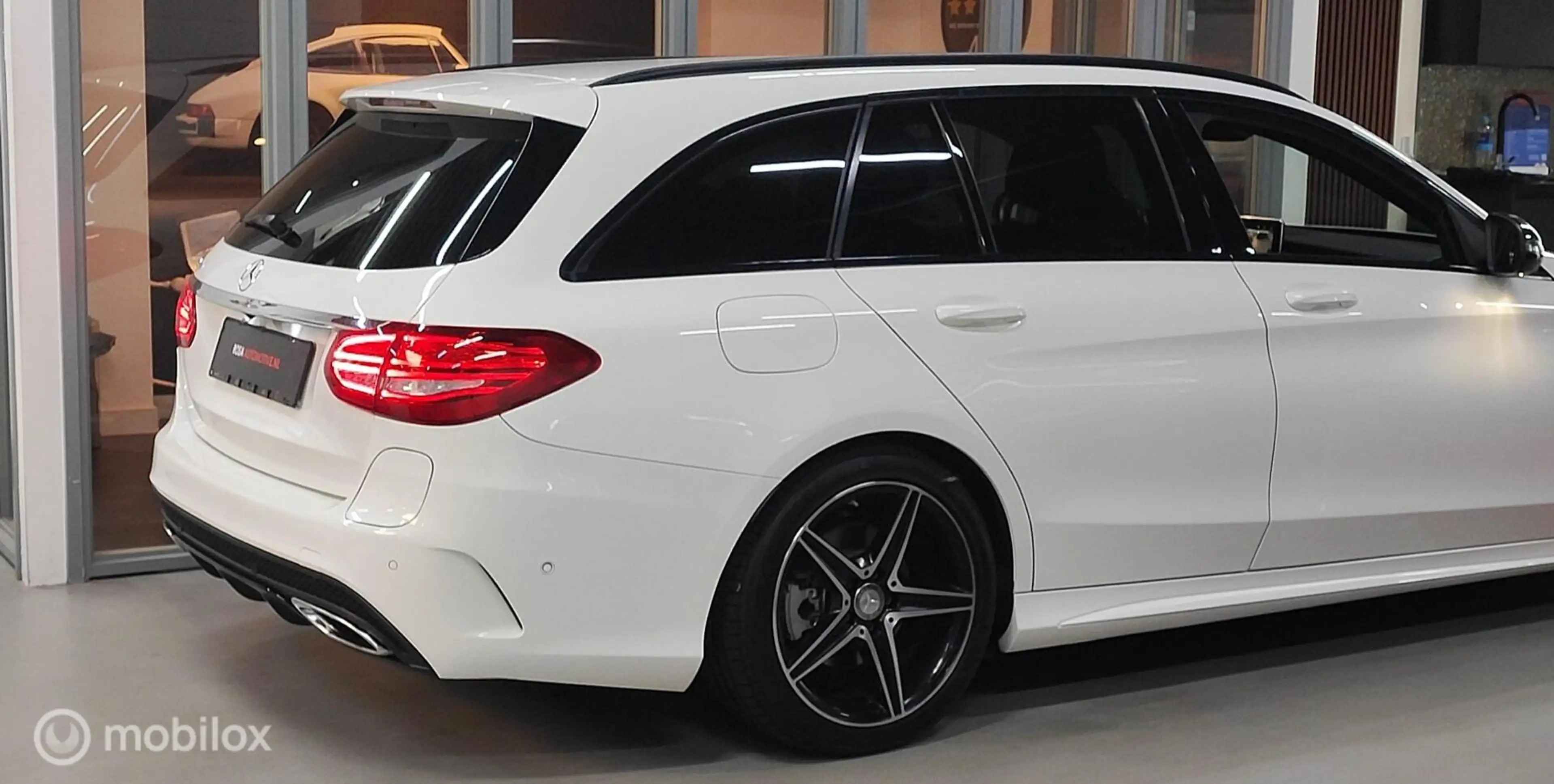 Mercedes-Benz C 350 Estate e Business Solution AMG Upgrade Edition — photo 4