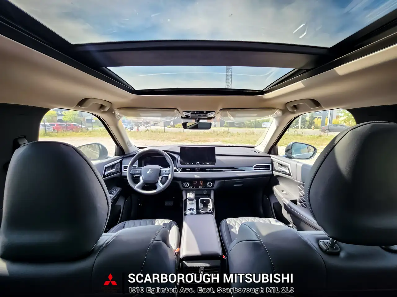 Mitsubishi Outlander снимка Mitsubishi Outlander