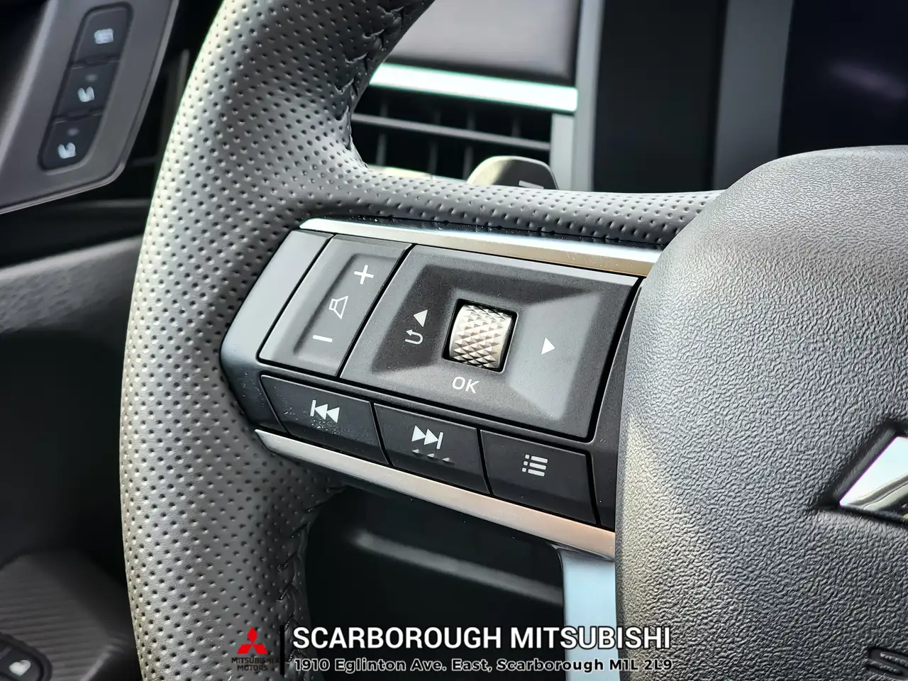 Mitsubishi Outlander снимка Mitsubishi Outlander