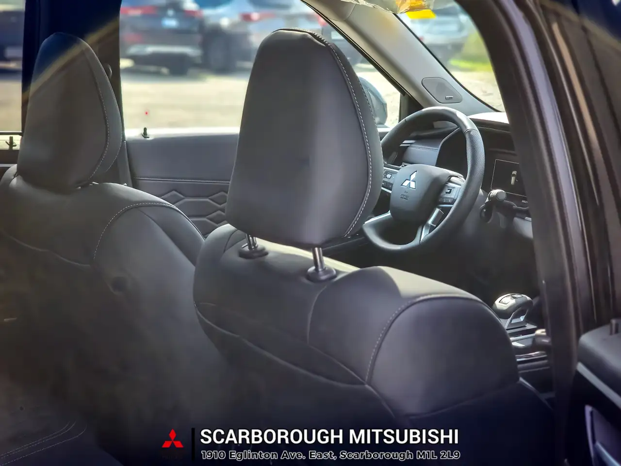 Mitsubishi Outlander снимка Mitsubishi Outlander