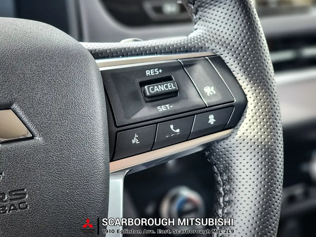 Mitsubishi Outlander снимка Mitsubishi Outlander