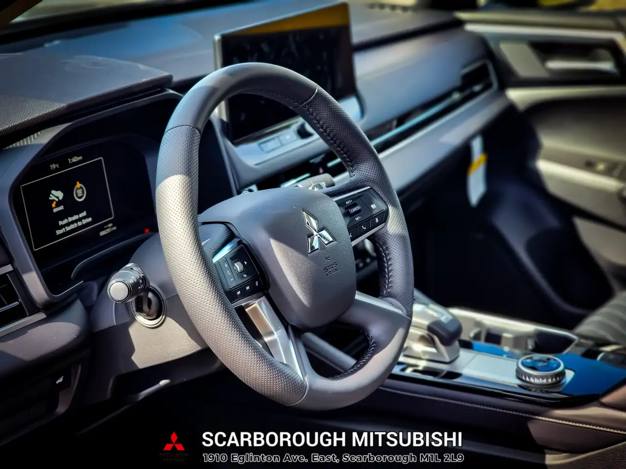 Mitsubishi Outlander снимка Mitsubishi Outlander