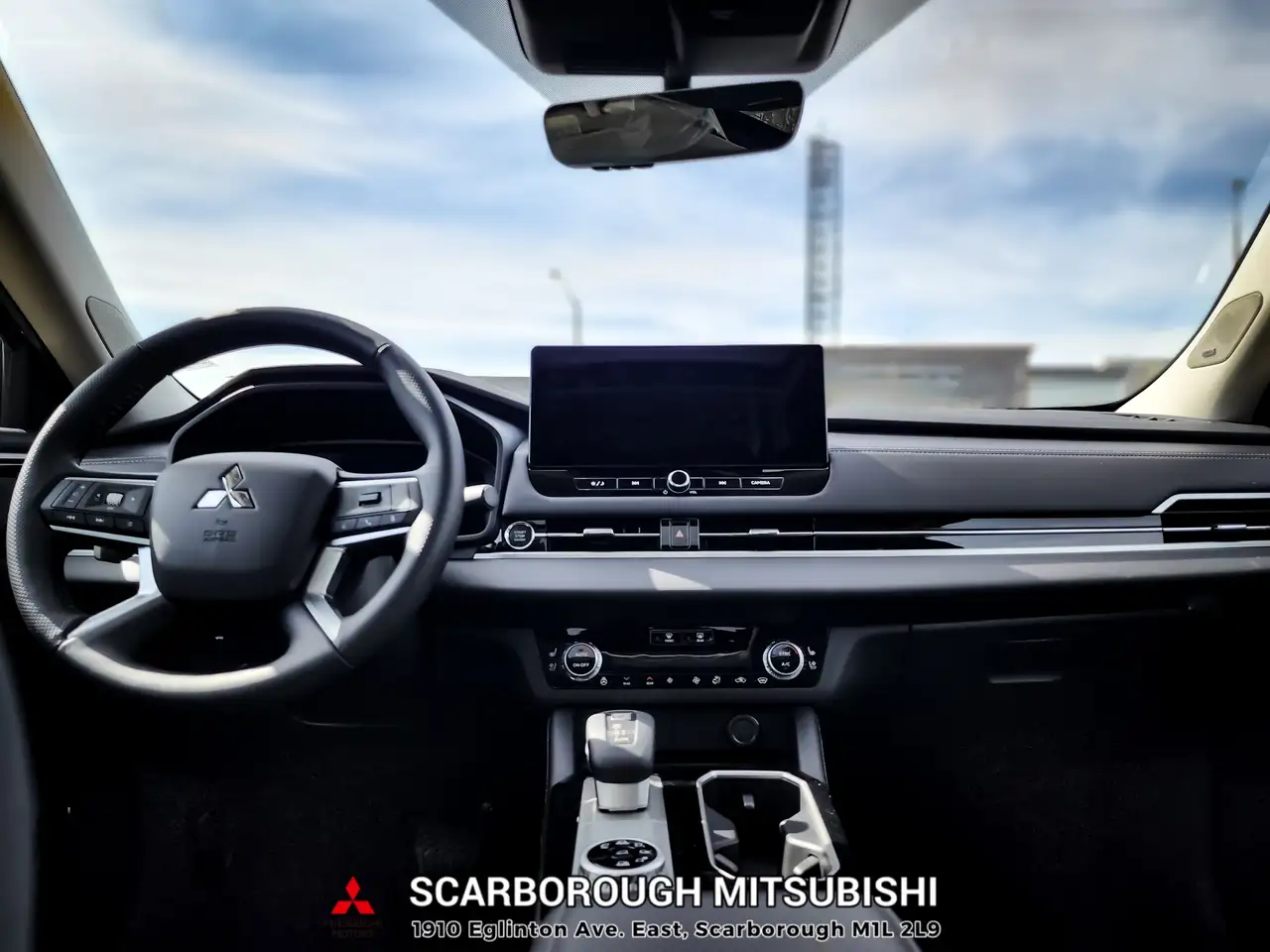 Mitsubishi Outlander снимка Mitsubishi Outlander