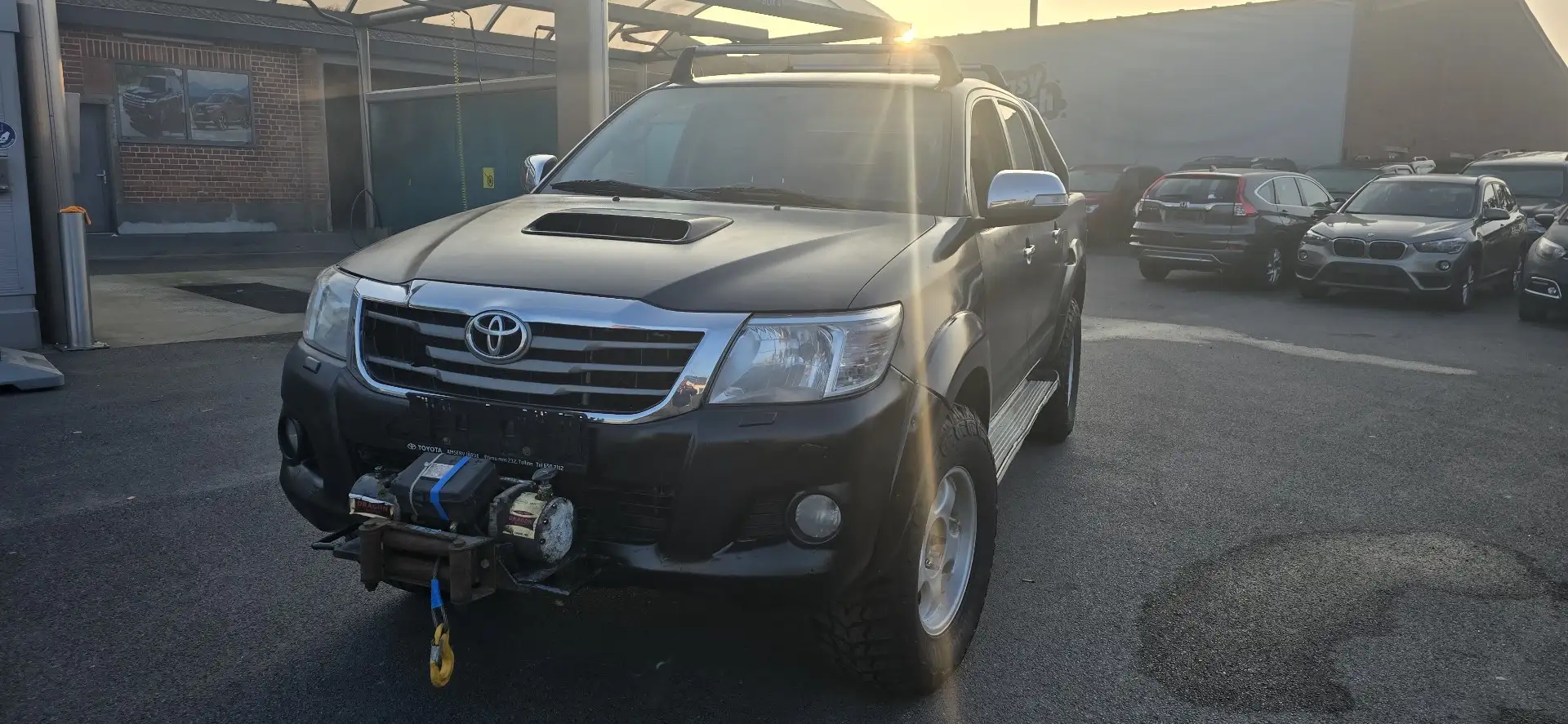 Toyota Hilux 2.5 D-4D 4WD Double cabin only Afrika - 2