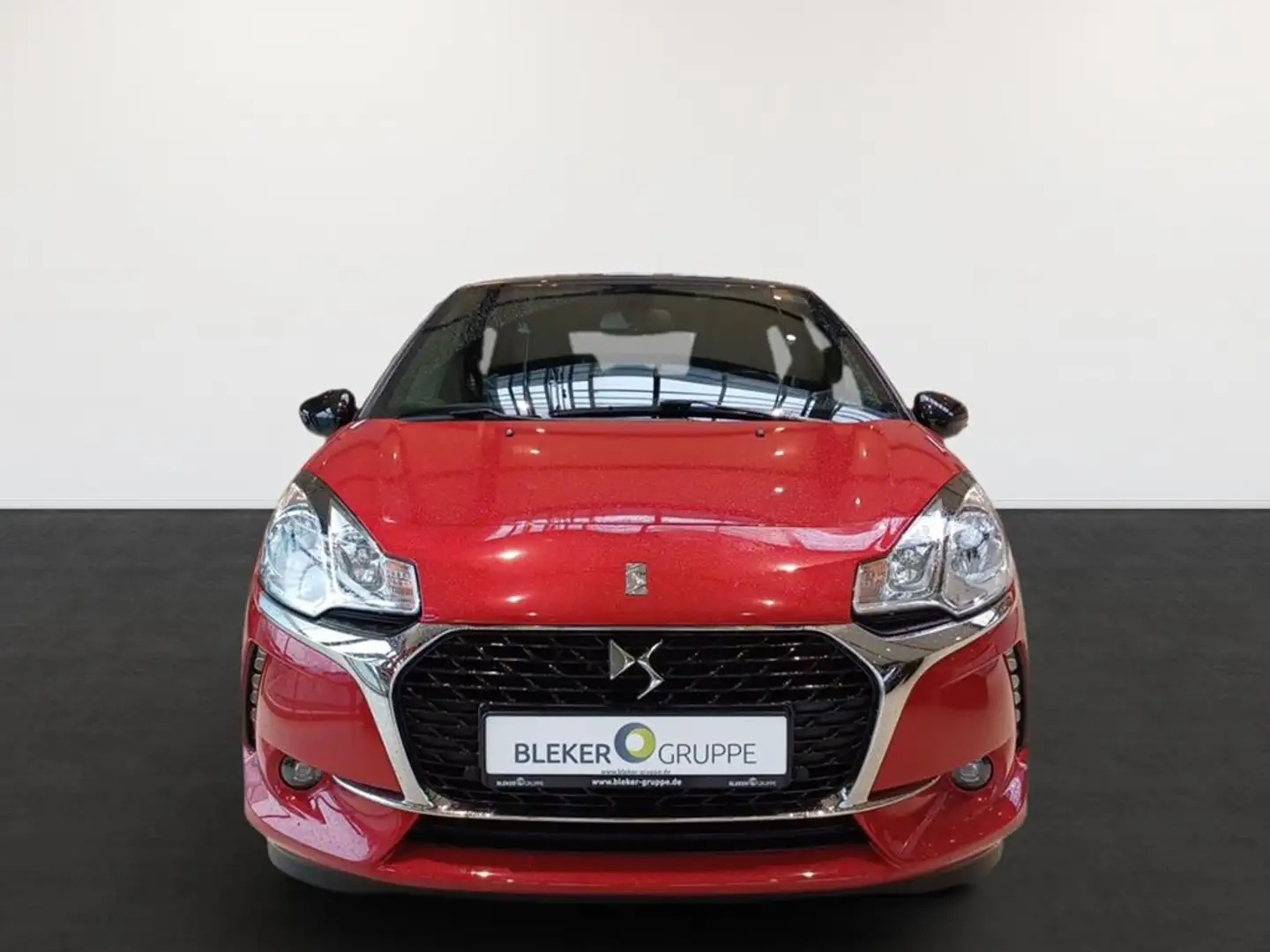 DS Automobiles DS 3 PureTech 82 So Chic Rot - 2