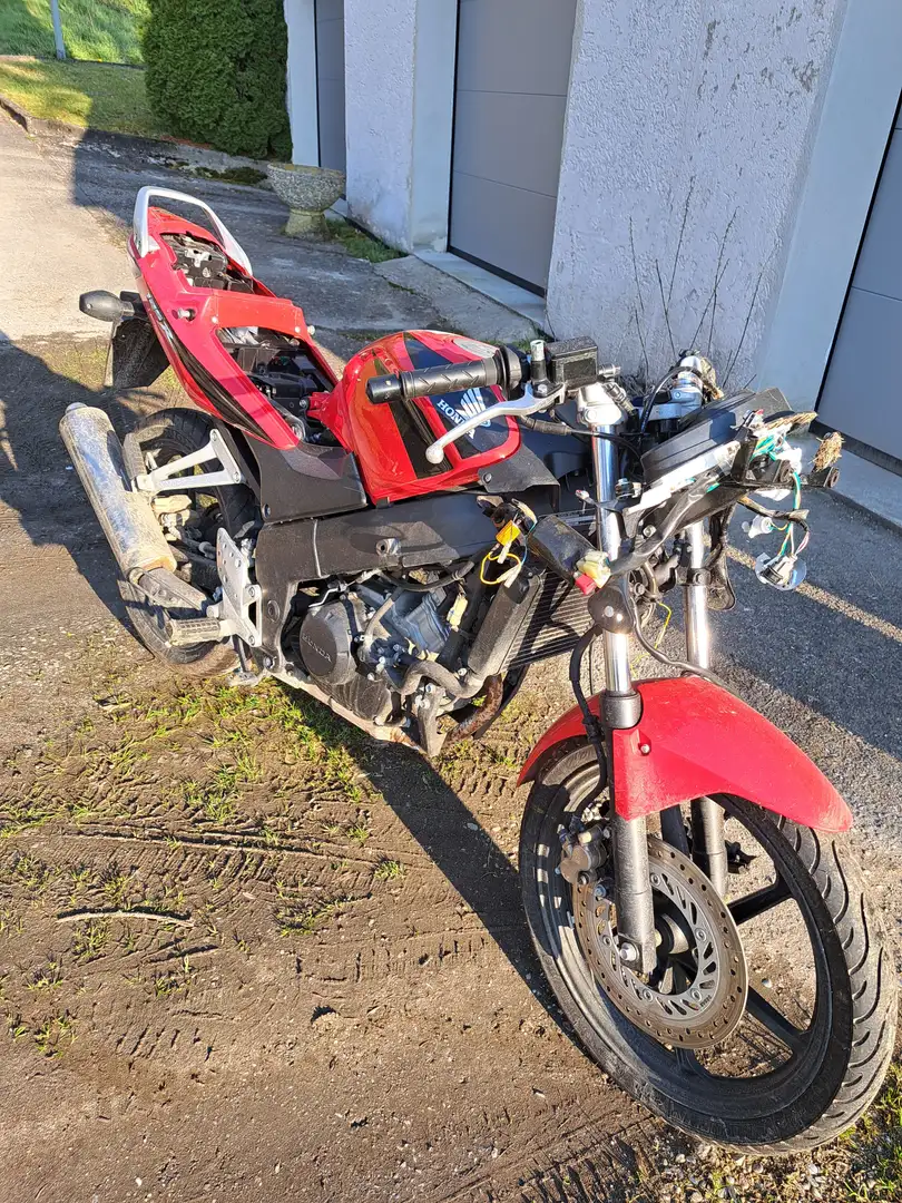 Honda CBR 125 R Rojo - 1