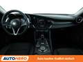 Alfa Romeo Giulia 2.2 JTDM Super Aut.*NAVI*BI-XENON*TEMPO*PDC*SHZ* Rot - thumbnail 16