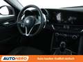 Alfa Romeo Giulia 2.2 JTDM Super Aut.*NAVI*BI-XENON*TEMPO*PDC*SHZ* Rot - thumbnail 17