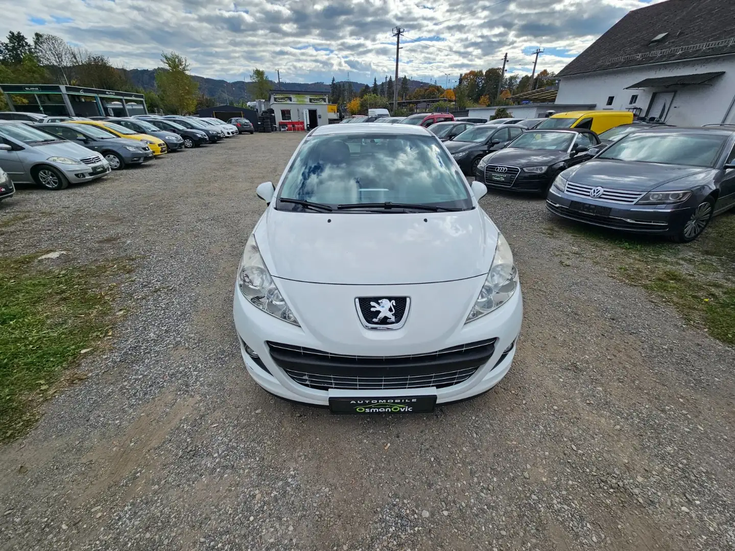 Peugeot 207 207 Husky 1,4 Husky Weiß - 2