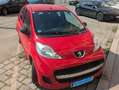 Peugeot 107 107 Junior 1,0 12V Junior Rot - thumbnail 1