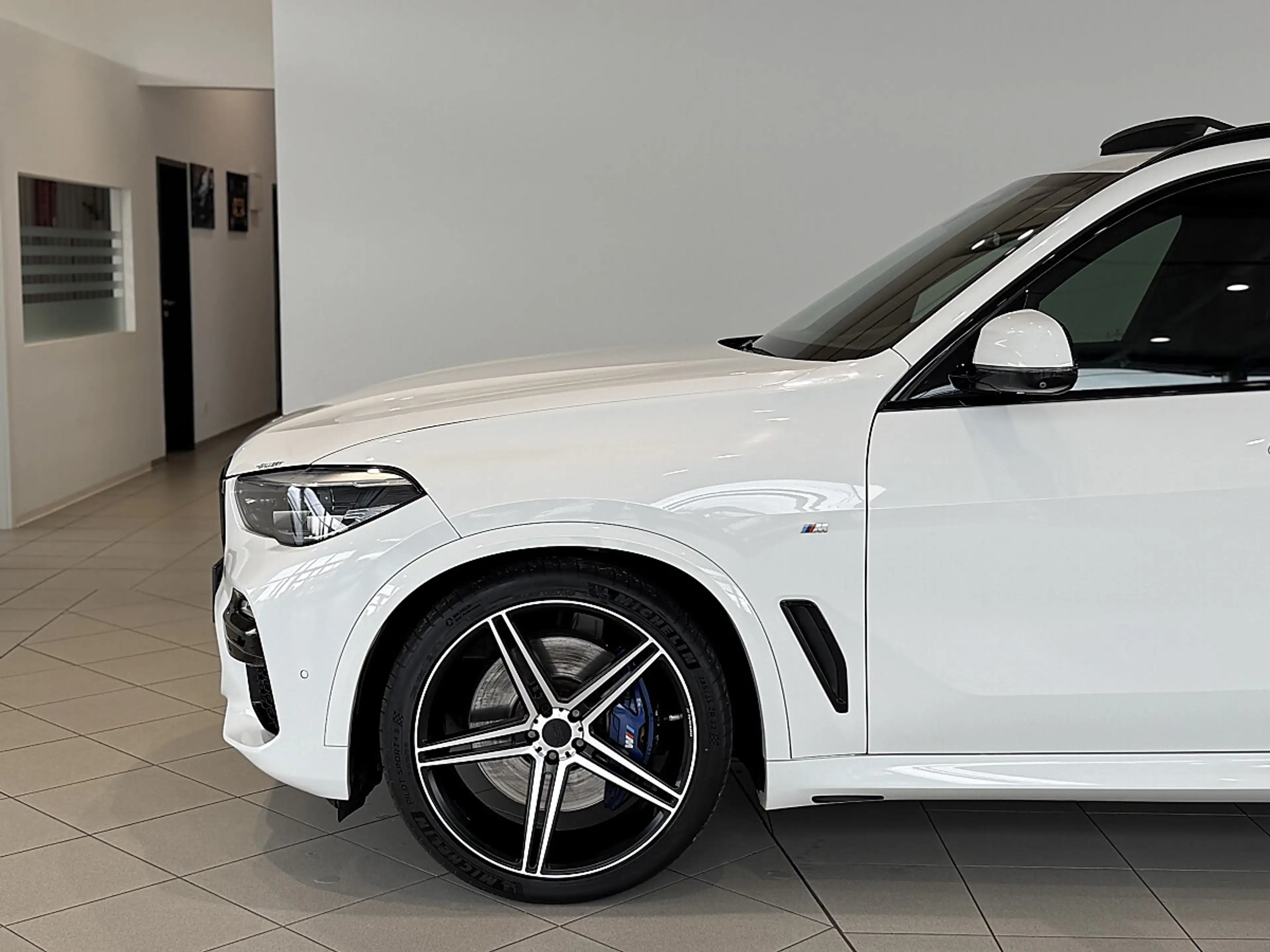 BMW X5 xDrive30d M-Sport Aut.*Panorama*Sitzkühlung*harman/kardon*360°*Spur*Totwinkel — photo 9