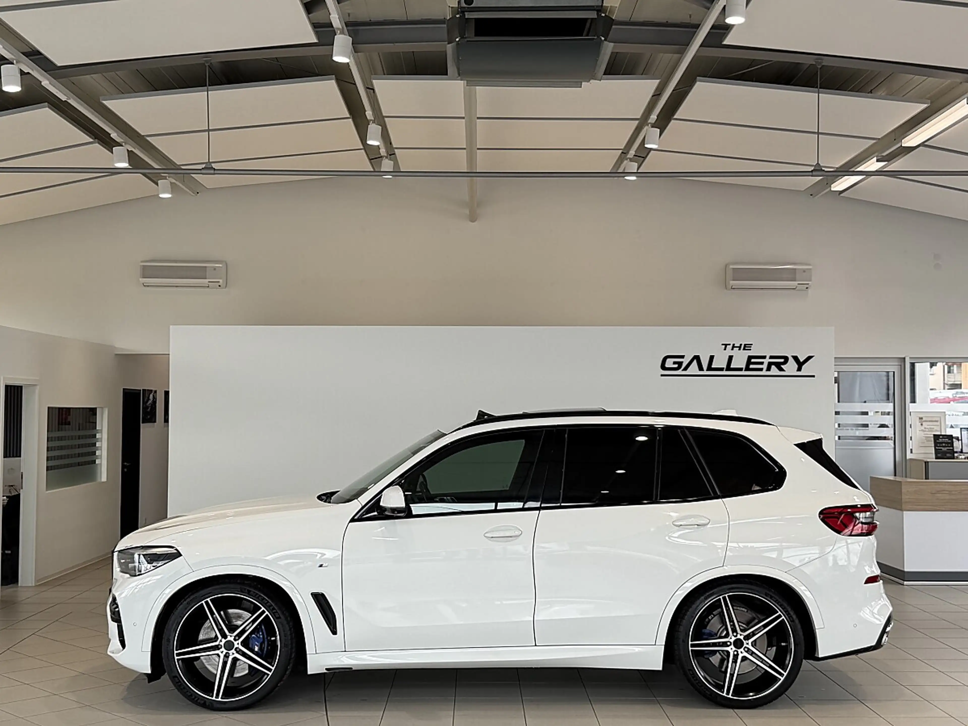 BMW X5 xDrive30d M-Sport Aut.*Panorama*Sitzkühlung*harman/kardon*360°*Spur*Totwinkel — photo 8