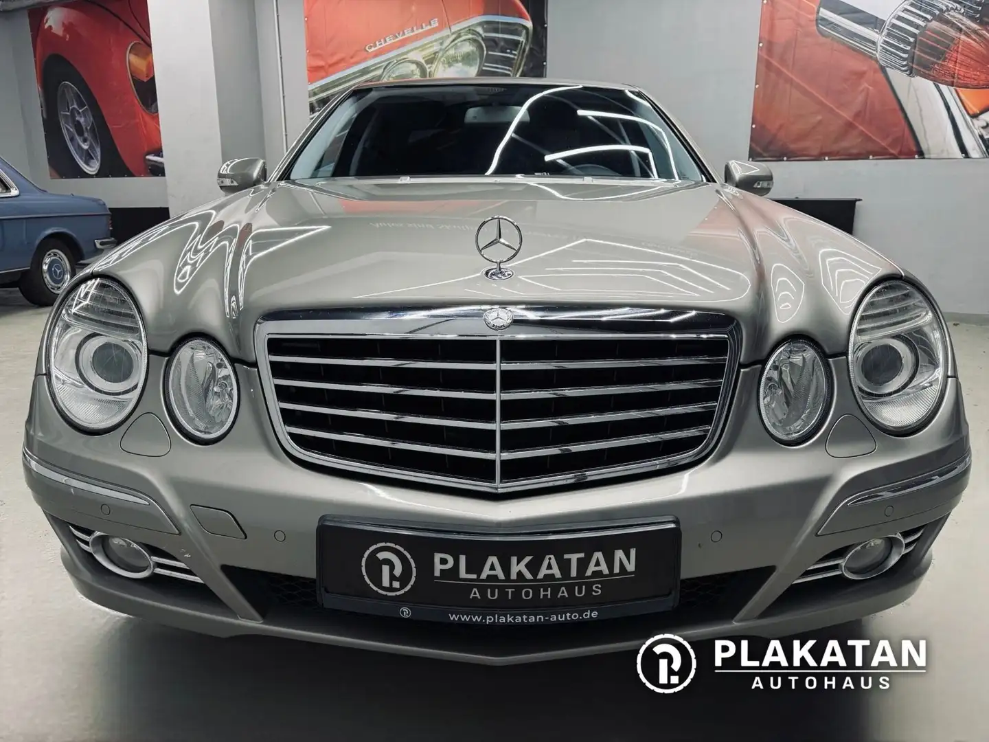 Mercedes-Benz E 280 Avantgarde V6 Bi-Xenon Navi Argent - 2