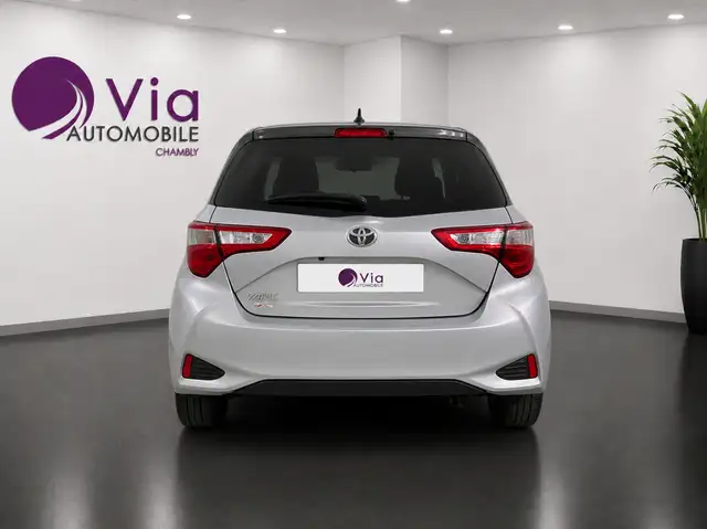 Toyota Yaris view 5