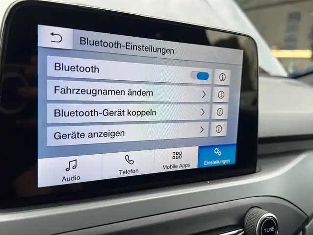 Ford Focus view 9