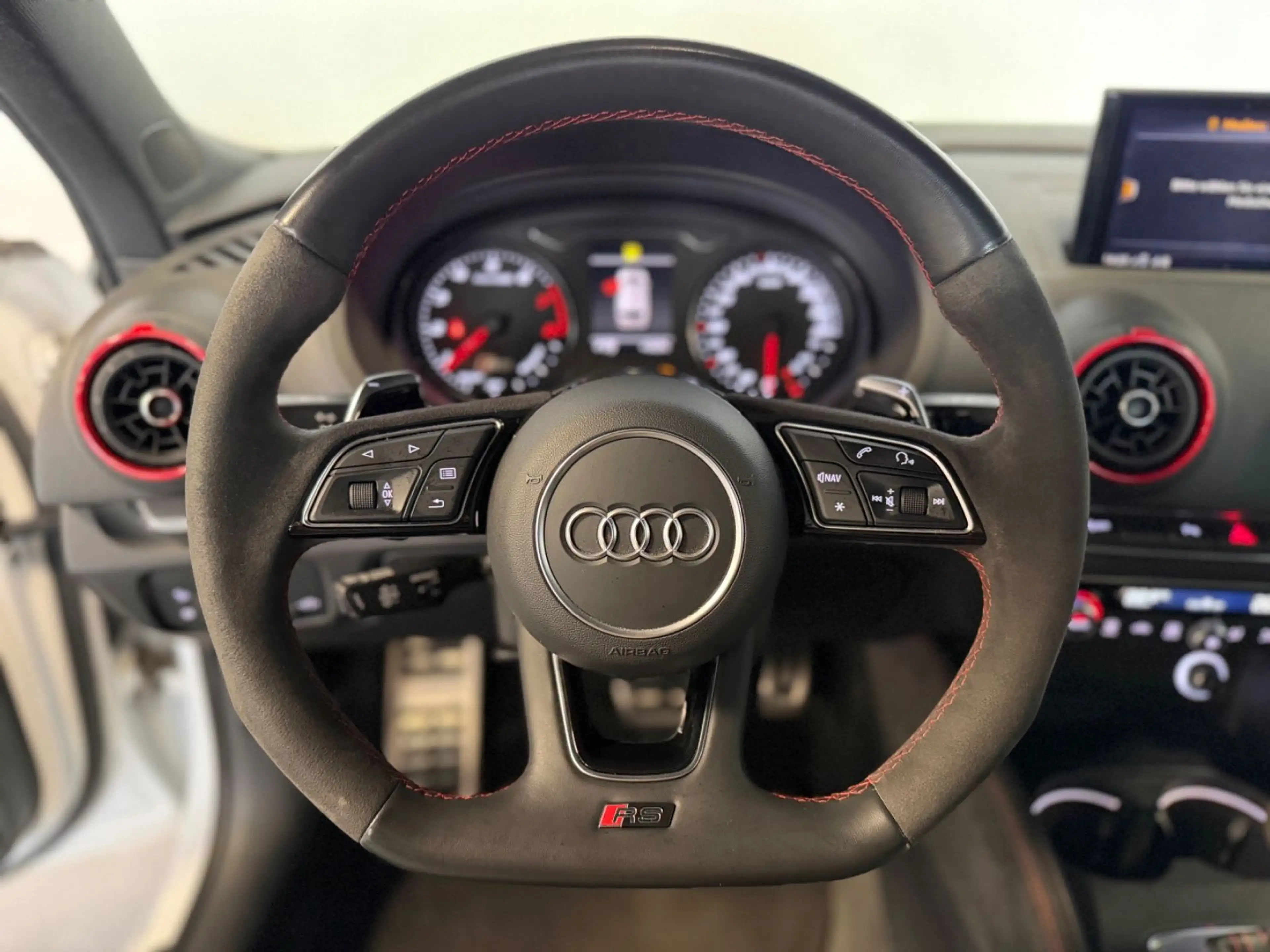 Audi RS3 Sportback 2.5TFSI*Pano*ACC*Lane*Side*Matrix* — photo 12