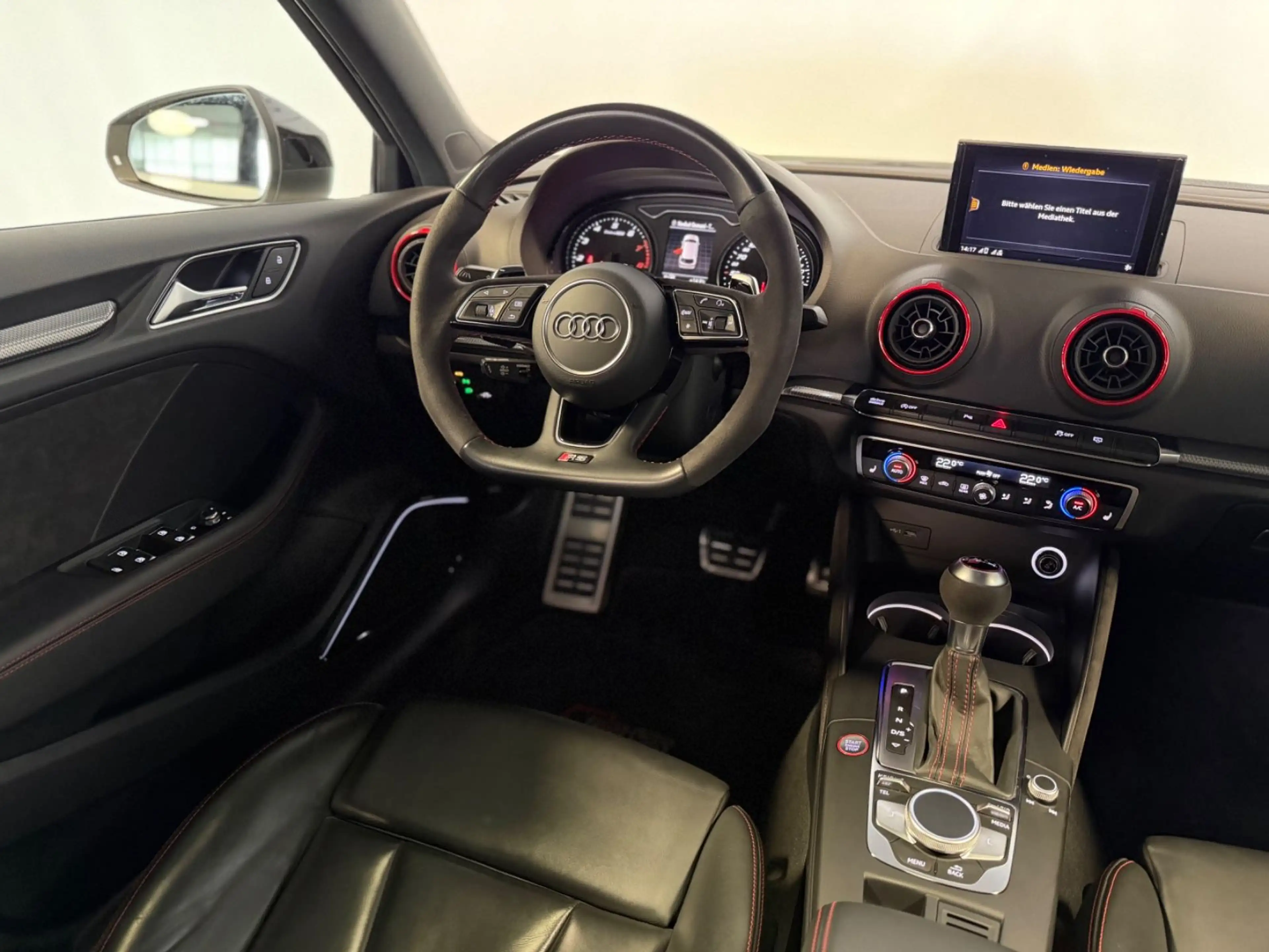 Audi RS3 Sportback 2.5TFSI*Pano*ACC*Lane*Side*Matrix* — photo 11