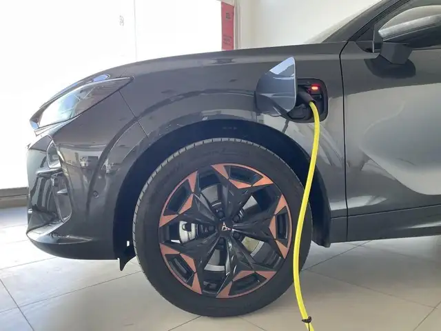 Cupra Terramar view 9