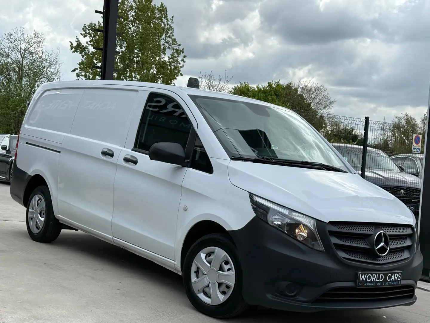 Mercedes-Benz Vito 2.0 114CDi LONG CHASSIS/ BOITE AUTO/ GARANTIE Wit - 2