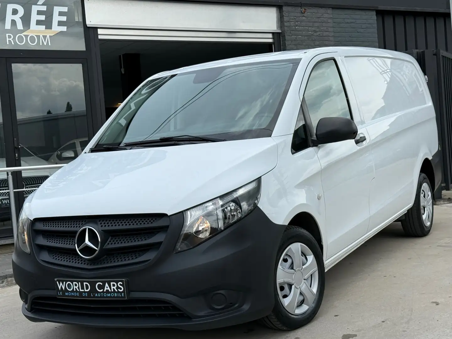 Mercedes-Benz Vito 2.0 114CDi LONG CHASSIS/ BOITE AUTIO/ GARANTIE Blanc - 1