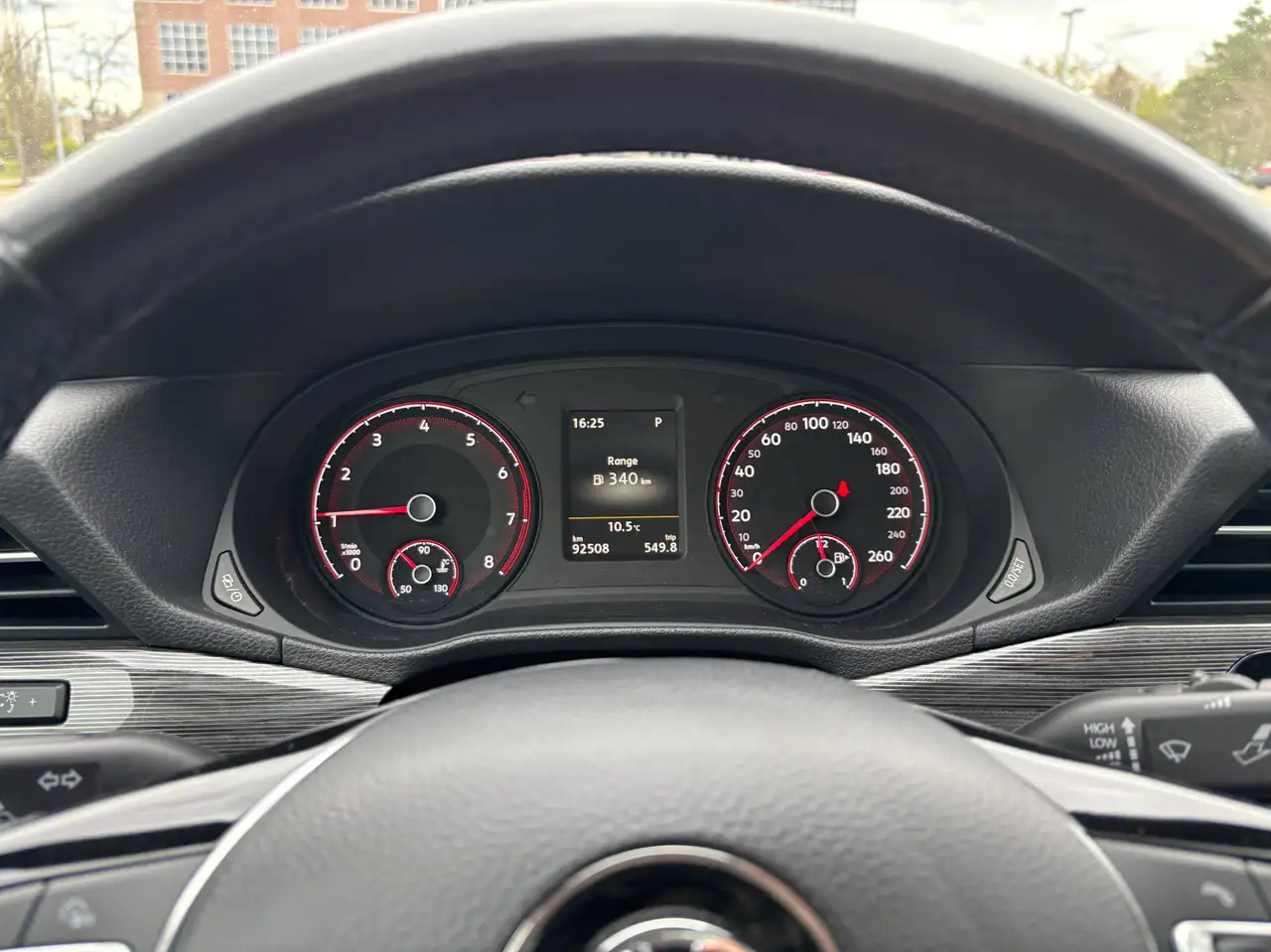 Volkswagen Passat photo Volkswagen Passat