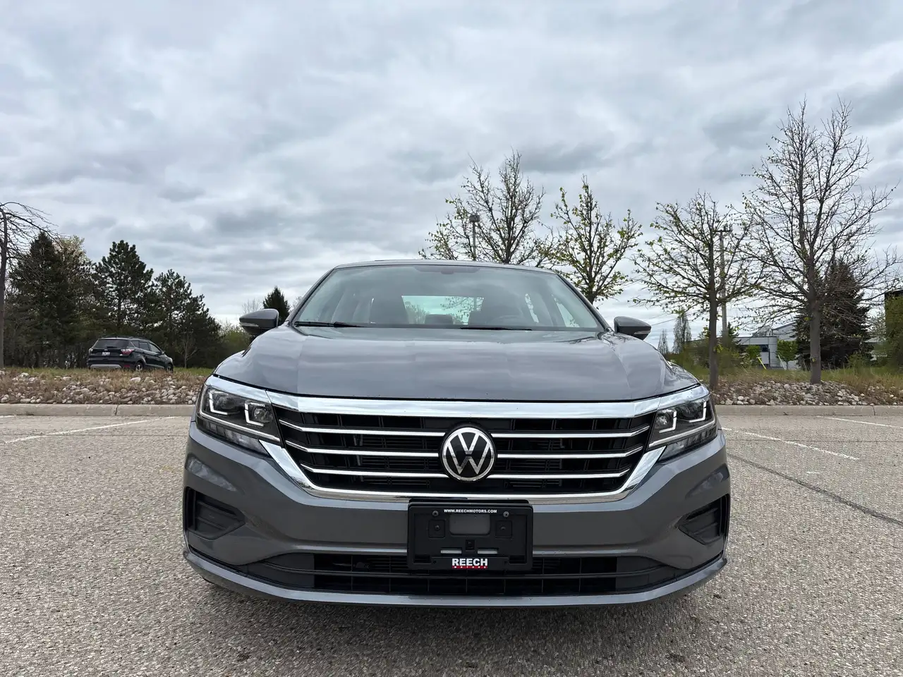 Volkswagen Passat photo Volkswagen Passat
