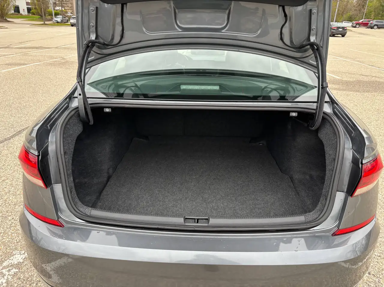 Volkswagen Passat photo Volkswagen Passat