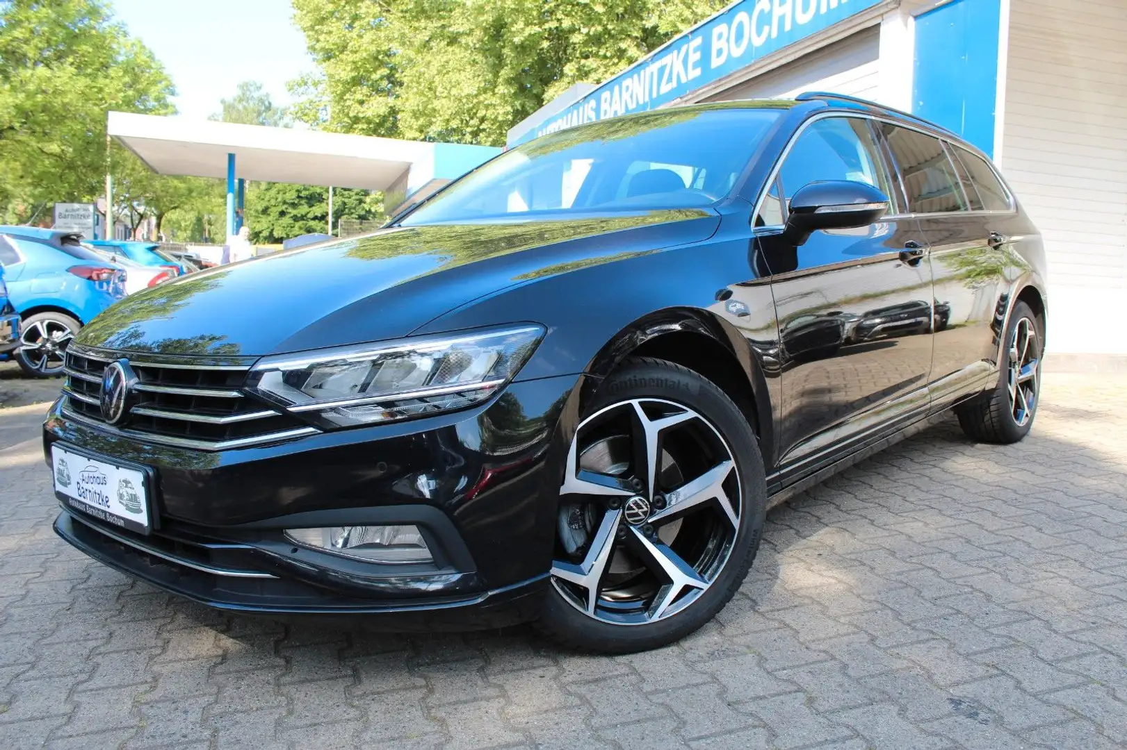 Volkswagen Passat Variant Business* Virtual * Kamera * Navi Zwart - 1