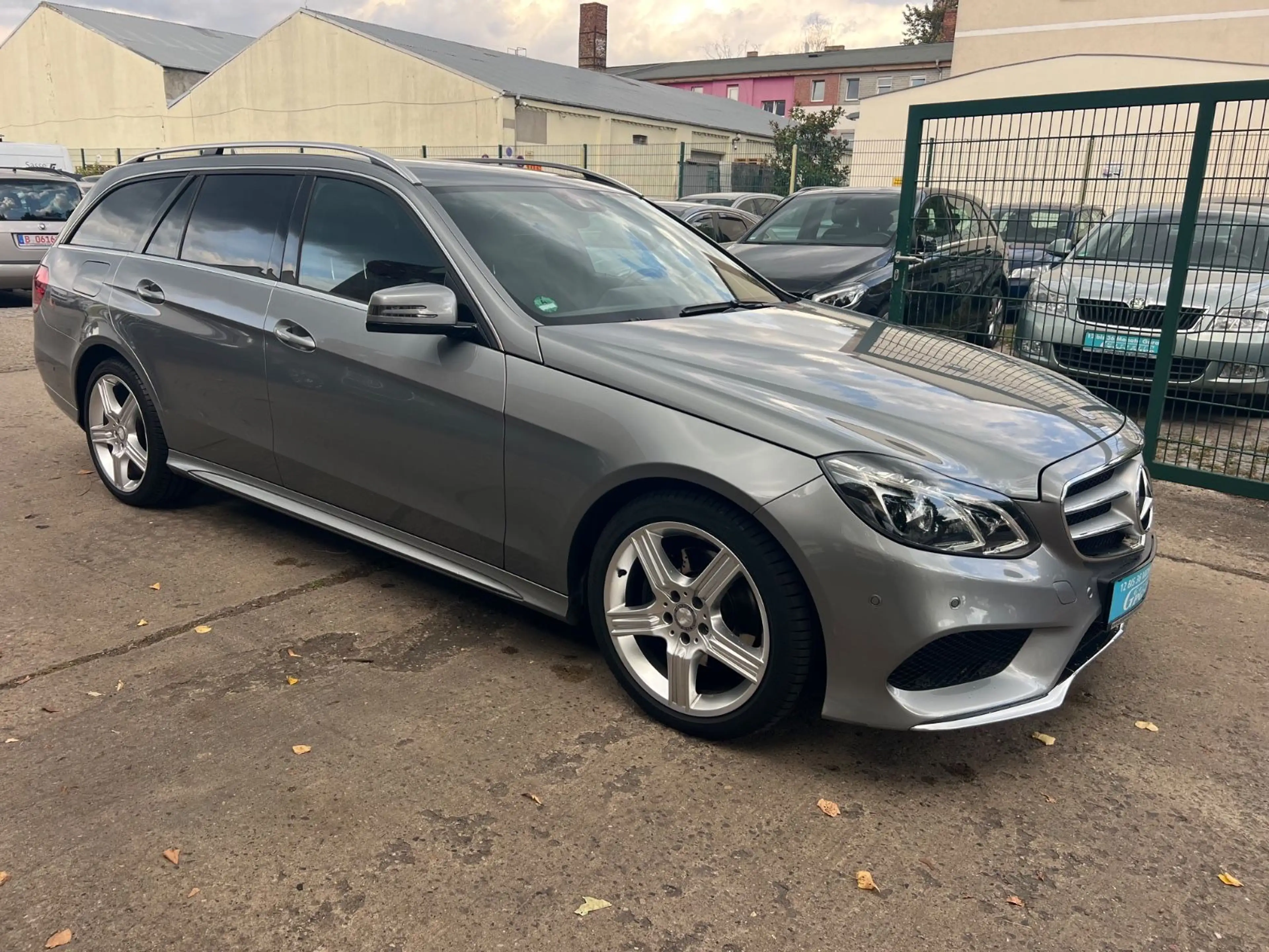 Mercedes-Benz E 250 E T-Modell E 250 CGI BlueEfficiency — photo 7