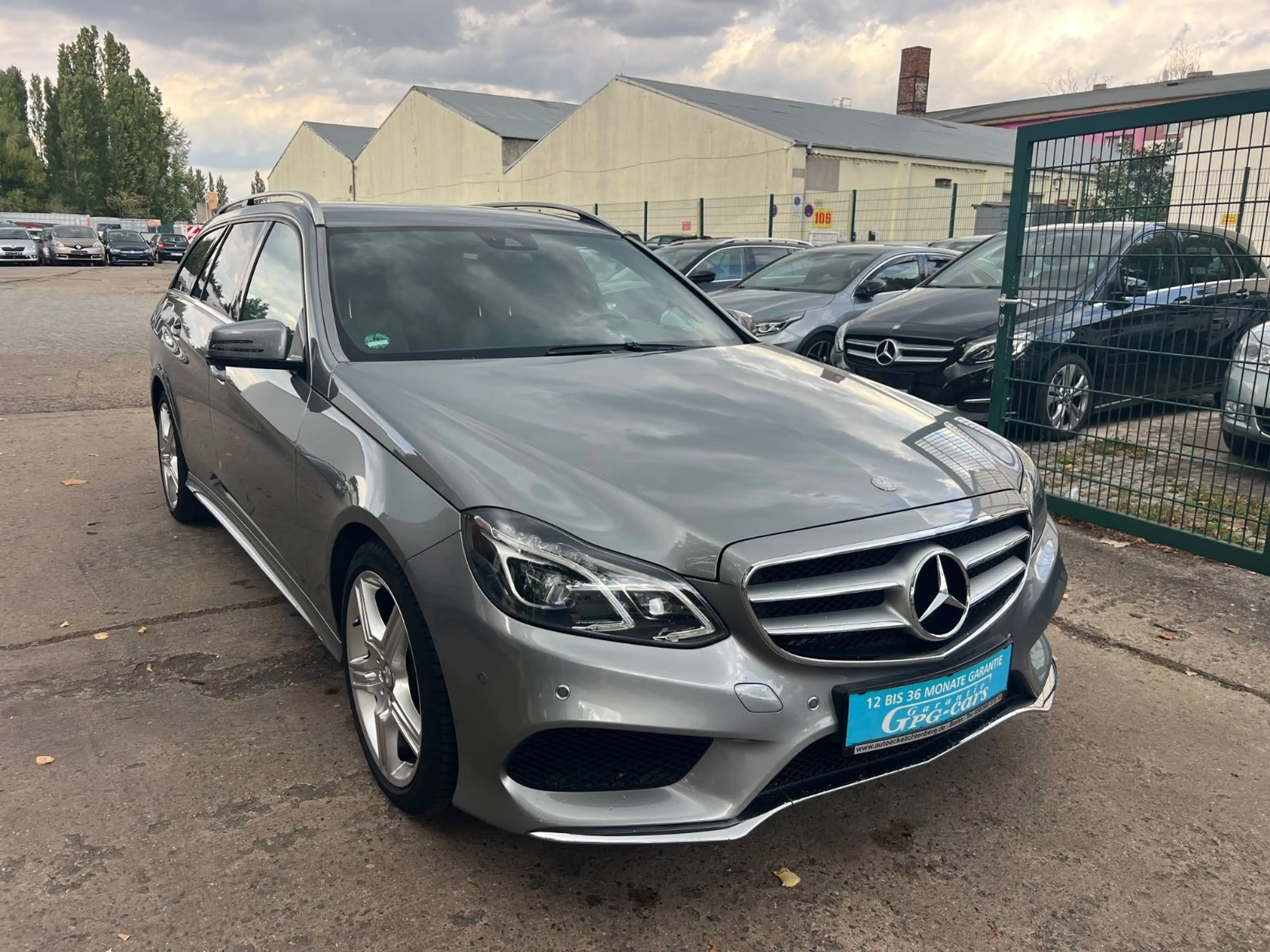 Mercedes-Benz E 250 E T-Modell E 250 CGI BlueEfficiency