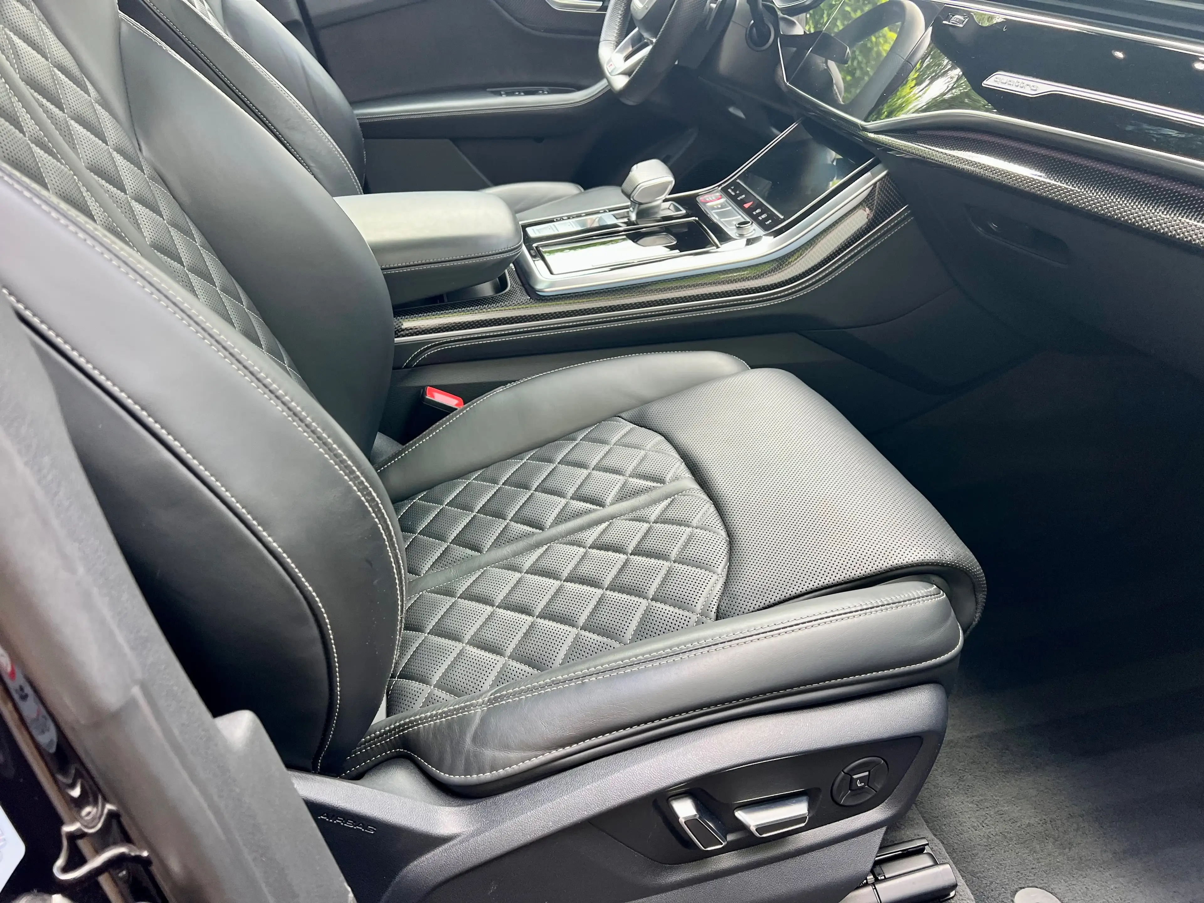 Audi SQ8 SQ8 4.0TDI KERAMIK NACHTSICHT SOFTCLOSE — photo 10