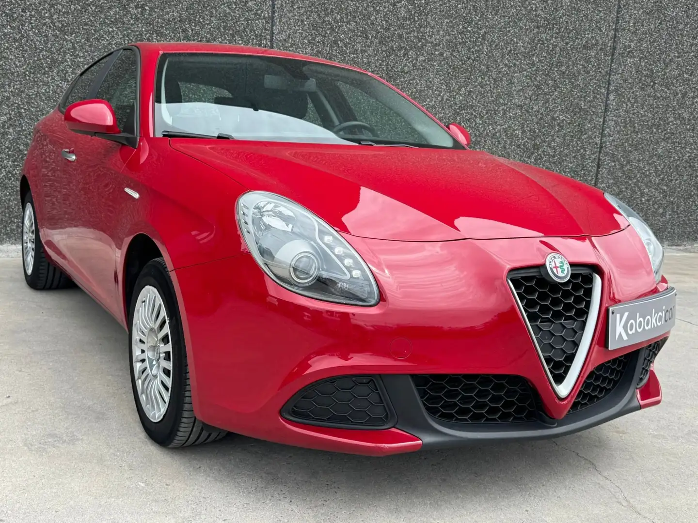 Alfa Romeo Giulietta 1.4 TB Distinctive//GPS/CLIM/CRUISE//USB/GARANTIE Rood - 1
