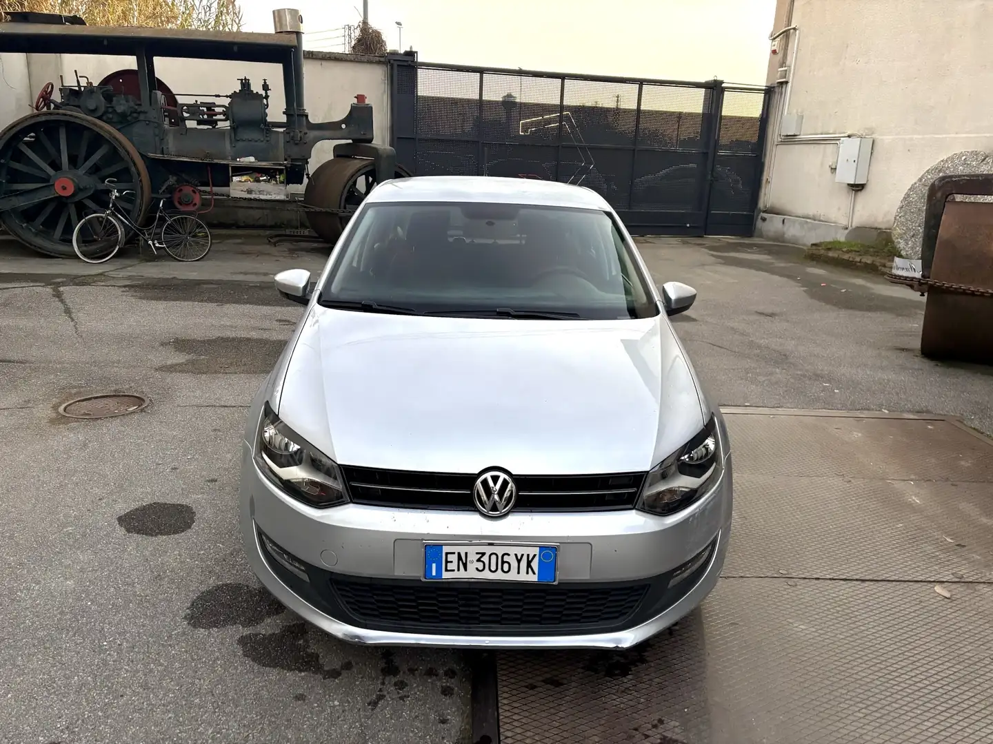 Volkswagen Polo 5p 1.2 Comfortline 70cv Argento - 2
