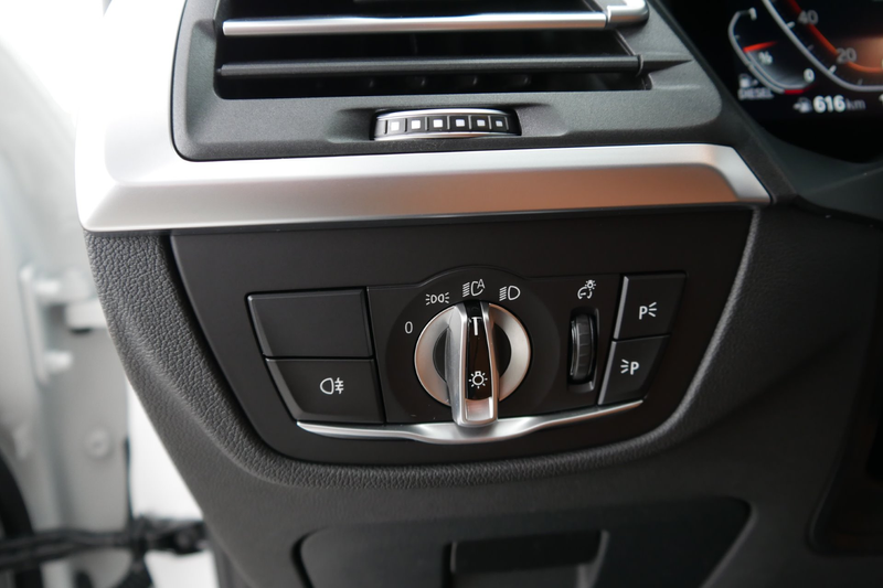 BMW X4 xDrive 20d *M-Paket/AHK/Memorysitz/Standhzg./H&K Sound/Adapt. LED* — photo 15