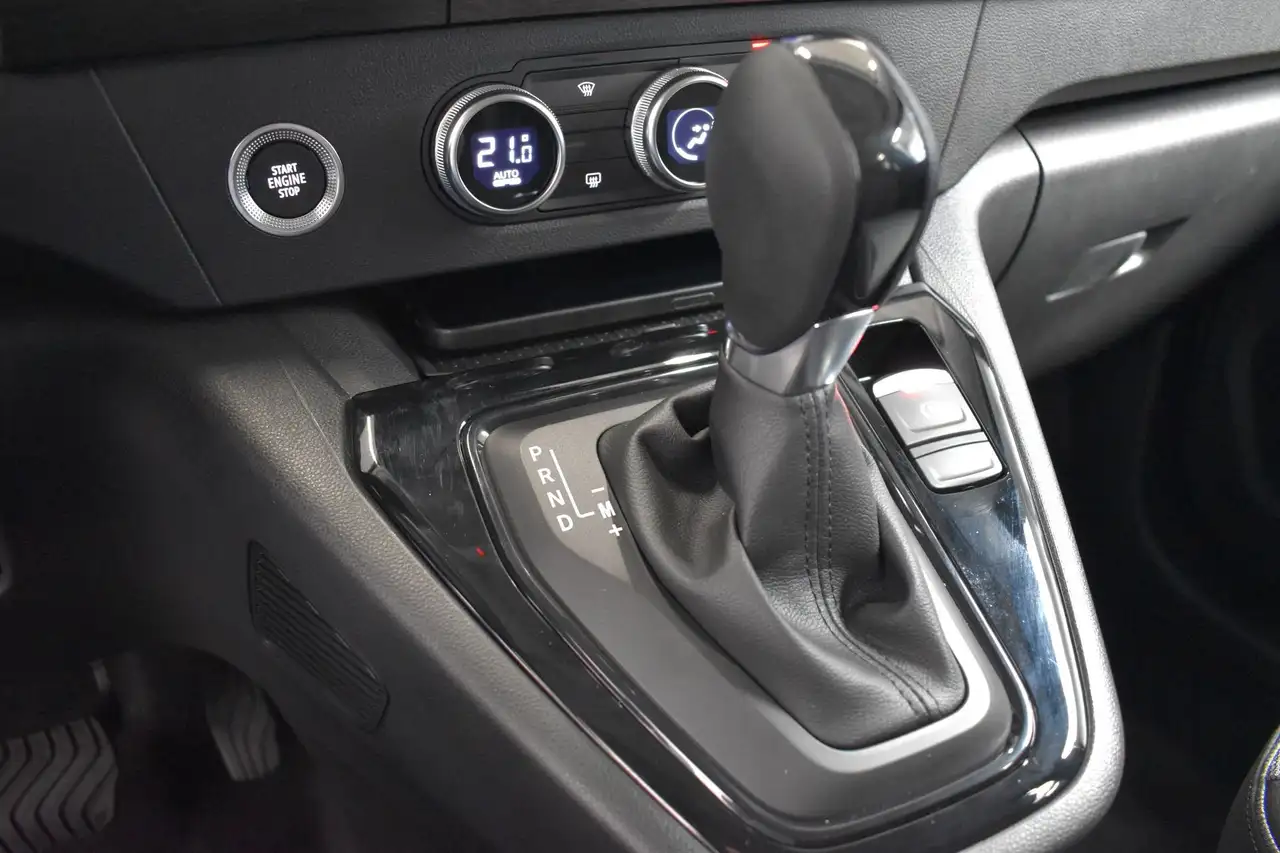Renault Kangoo Techno TCe 130 EDC - Lichte vracht/Valckenier Car Center Denderhoutem 8
