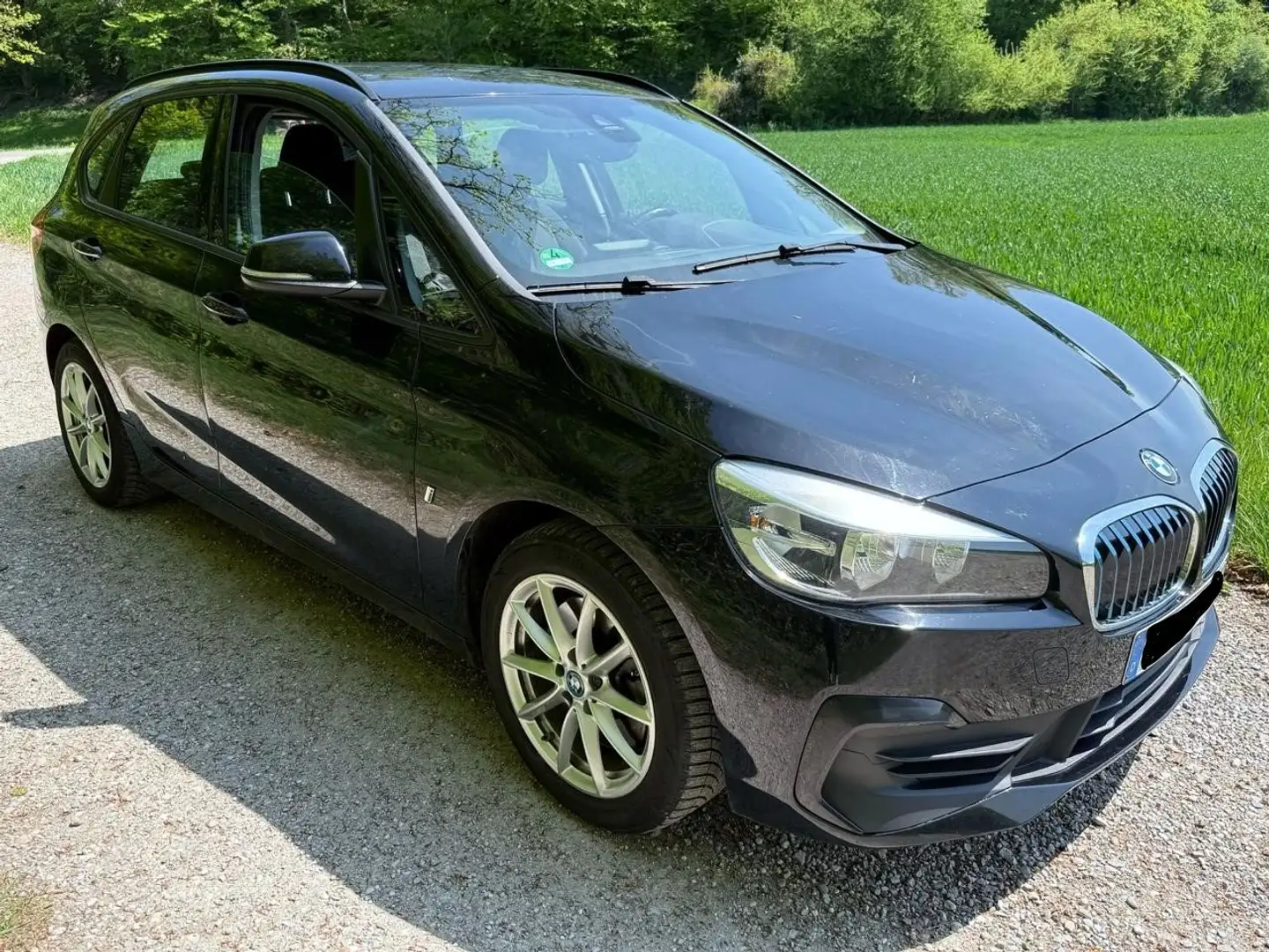 BMW 225 2er Active Tourer Plug-In-Hybrid 225xe iPerformanc Schwarz - 2
