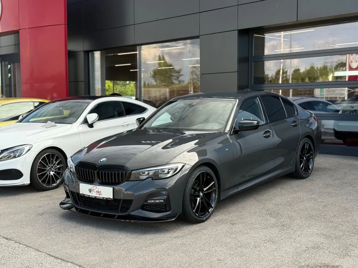 BMW 320 3er - 320 d M Sport M Performance Silber - 2
