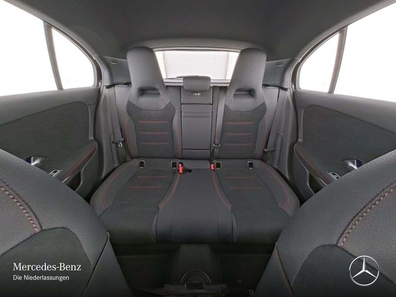 Mercedes-Benz A 220