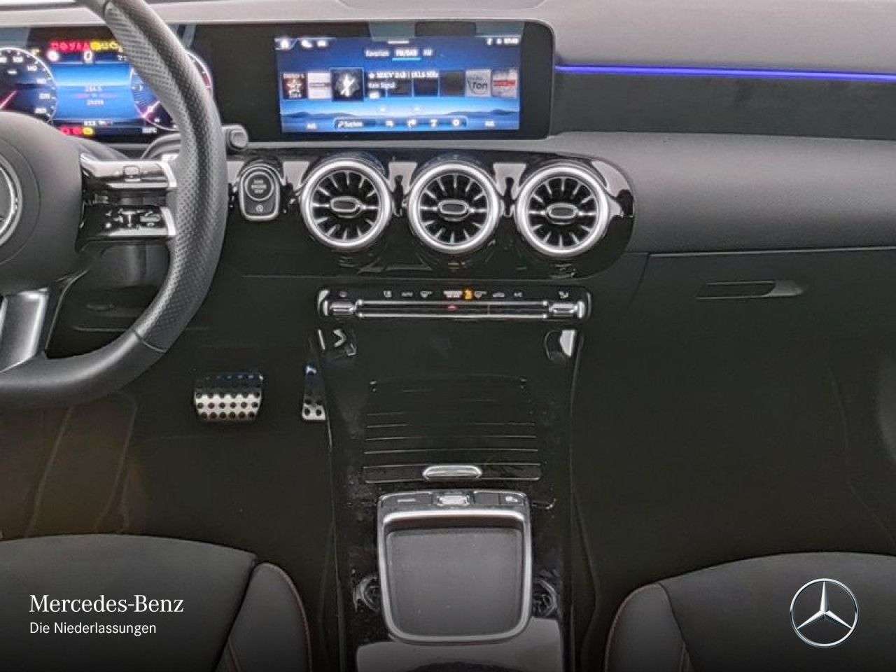Mercedes-Benz A 220